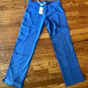 NWT Figs scrub Kade pants, Ciel Blue, size small